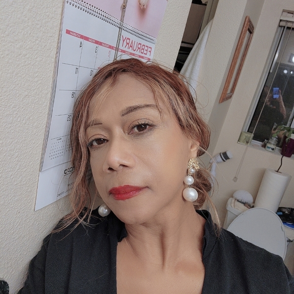 Earrings - Picture 4 of 4